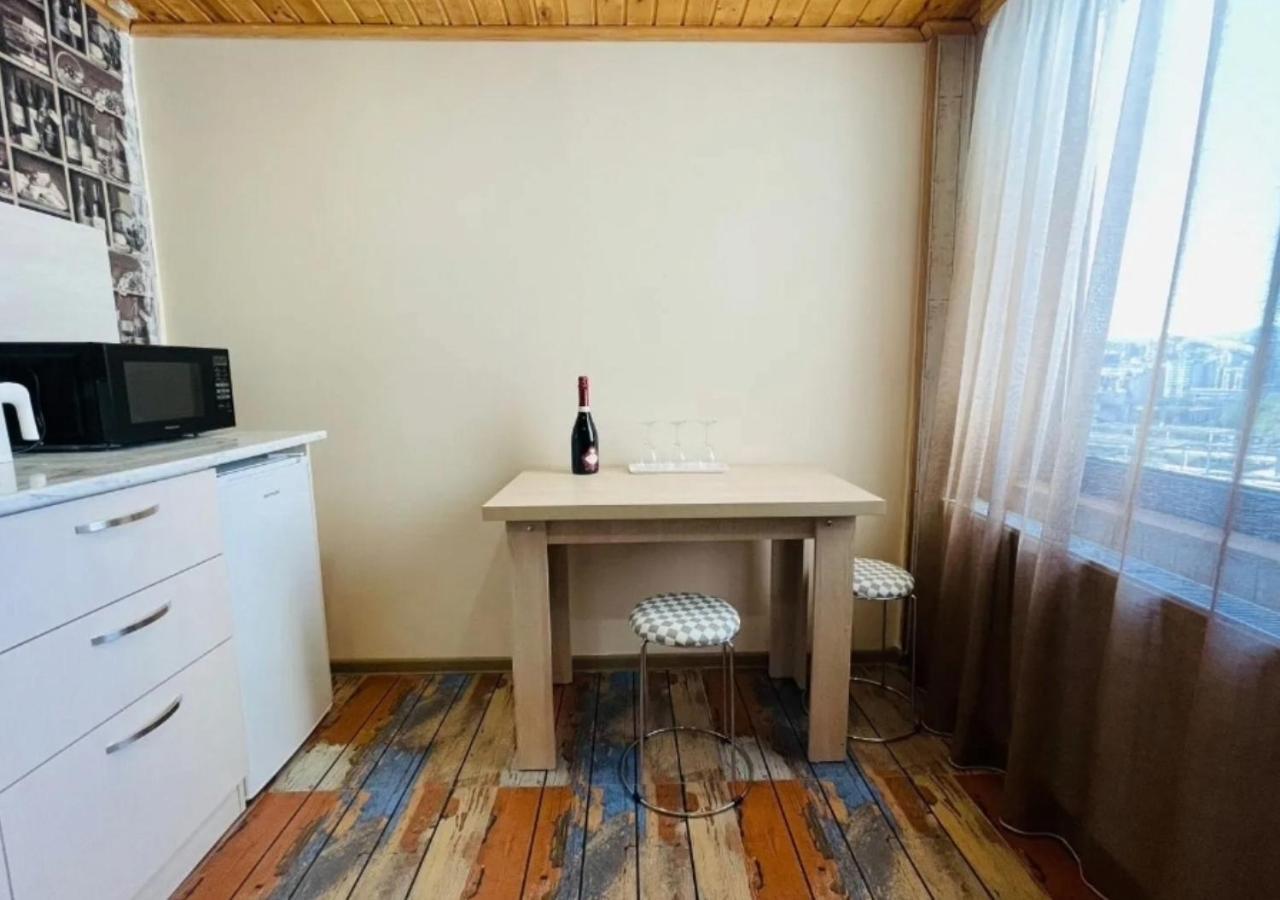 Veranda Tiflis Exterior foto