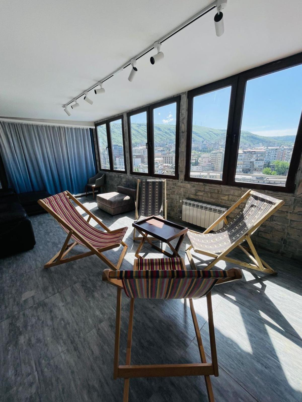 Veranda Tiflis Exterior foto