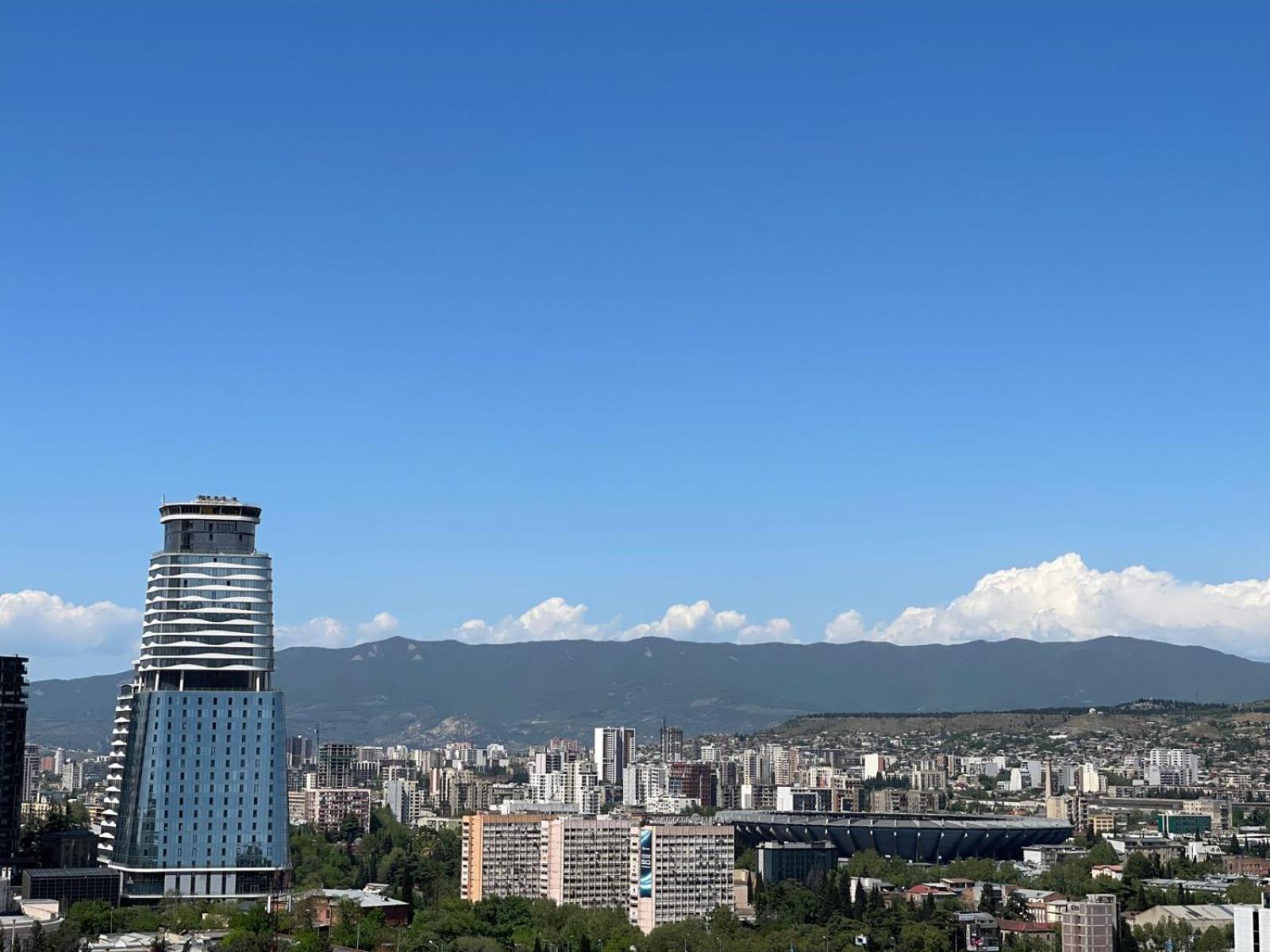 Veranda Tiflis Exterior foto